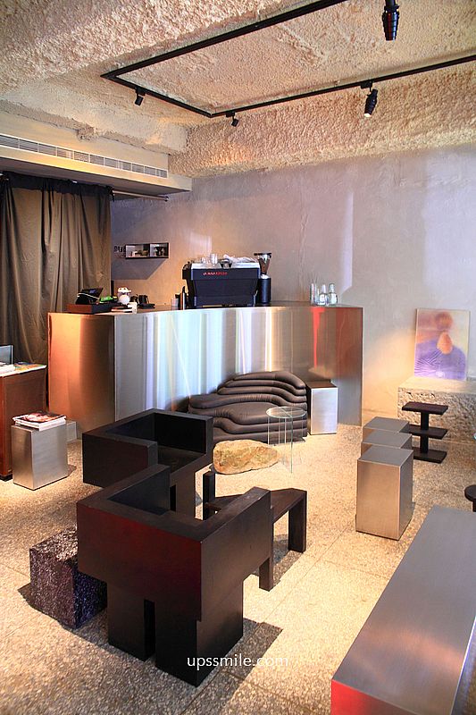 barn Detour 台北咖啡廳，宜蘭濟州島風咖啡廳插旗台北開二店，台北白咖夜酒咖啡廳，台北前衛感咖啡廳酒吧