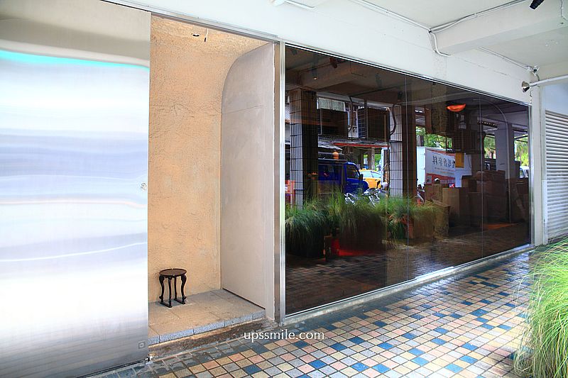 barn Detour 台北咖啡廳，宜蘭濟州島風咖啡廳插旗台北開二店，台北白咖夜酒咖啡廳，台北前衛感咖啡廳酒吧