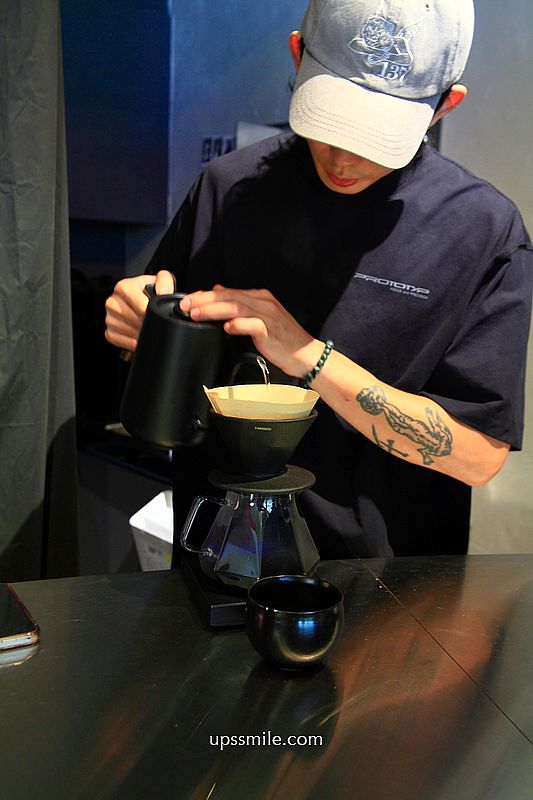 barn Detour 台北咖啡廳，宜蘭濟州島風咖啡廳插旗台北開二店，台北白咖夜酒咖啡廳，台北前衛感咖啡廳酒吧