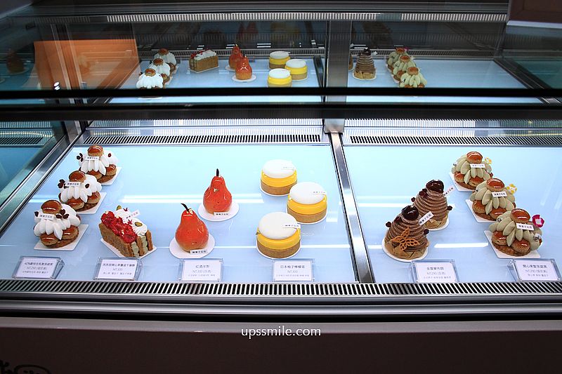 御菓子花雨，榮獲500甜，必吃香草聖多諾黑、開心果覆盆子千層酥，台北客製化生日蛋糕甜點