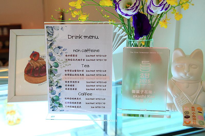 御菓子花雨，榮獲500甜，必吃香草聖多諾黑、開心果覆盆子千層酥，台北客製化生日蛋糕甜點