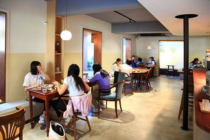 東河咖啡Donghe新竹咖啡，新竹日式侘寂風咖啡廳，新竹自家烘焙咖啡廳，新竹巨城寵物友善咖啡廳