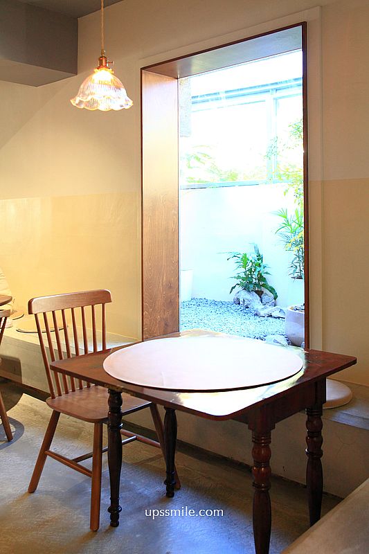 東河咖啡Donghe新竹咖啡，新竹日式侘寂風咖啡廳，新竹自家烘焙咖啡廳，新竹巨城寵物友善咖啡廳