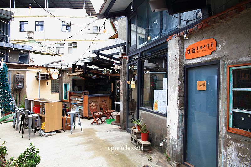 Focus on flavor 2 中壢，牆裡伸出巨大黑手咖啡廳，中原大學咖啡廳，桃園秘境風格咖啡廳，中壢咖啡廳推薦