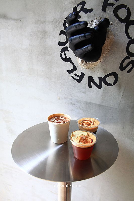 Focus on flavor 2 中壢，牆裡伸出巨大黑手咖啡廳，中原大學咖啡廳，桃園秘境風格咖啡廳，中壢咖啡廳推薦