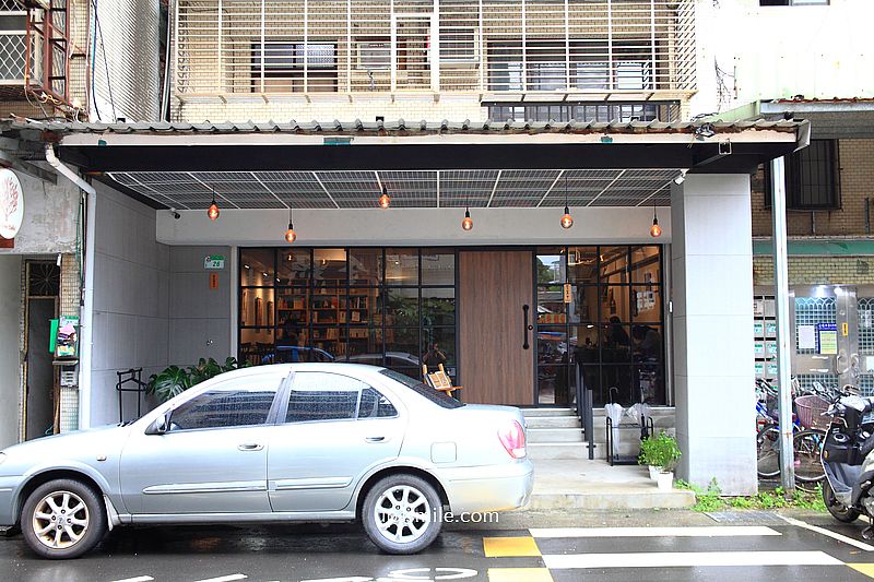 橙花雜貨店，捷運六張犁站咖啡廳平日不限時，奈良美智與雜貨文具手帳空間，好吃簡餐套餐