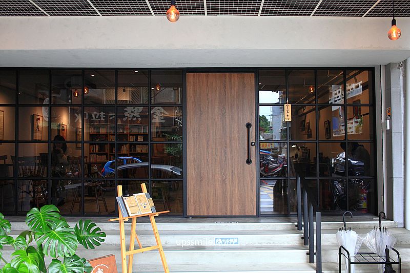 橙花雜貨店，捷運六張犁站咖啡廳平日不限時，奈良美智與雜貨文具手帳空間，好吃簡餐套餐