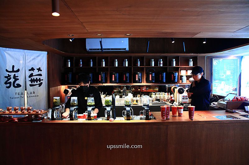 巃蕪信義 LONGOO tea lab，台北手搖精品茶專賣店，信義區手搖飲料，捷運市府站手搖飲品推薦