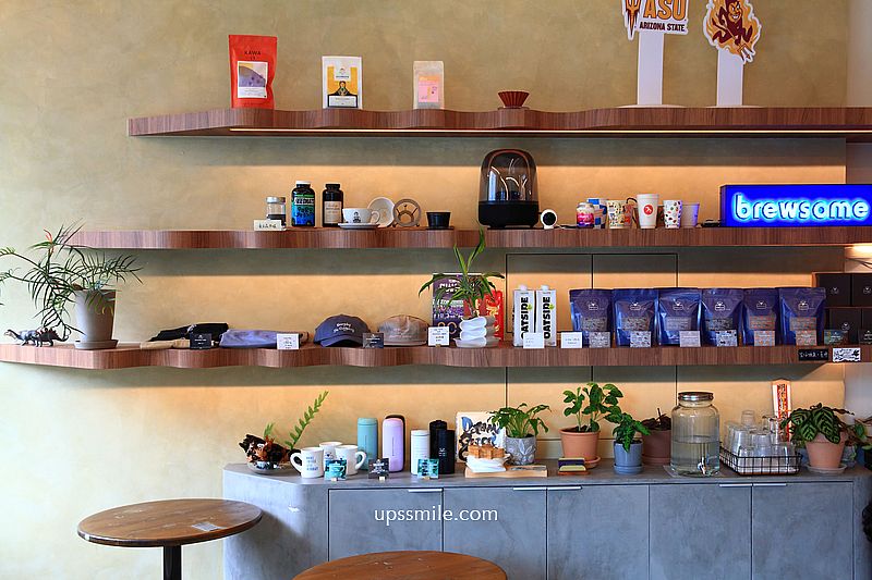 Brewsome Coffee 梅亭店,台中北區咖啡廳,台中木質調露營風自家烘焙咖啡廳,酪梨酸種麵包,台中寵物友善咖啡廳 Brewsome Coffee 梅亭店,台中北區咖啡廳,台中木質調露營風自家烘焙咖啡廳,酪梨酸種麵包,台中寵物友善咖啡廳