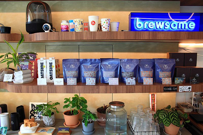 Brewsome Coffee 梅亭店,台中北區咖啡廳,台中木質調露營風自家烘焙咖啡廳,酪梨酸種麵包,台中寵物友善咖啡廳 Brewsome Coffee 梅亭店,台中北區咖啡廳,台中木質調露營風自家烘焙咖啡廳,酪梨酸種麵包,台中寵物友善咖啡廳