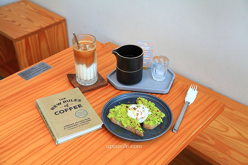 Brewsome Coffee 梅亭店,台中北區咖啡廳,台中木質調露營風自家烘焙咖啡廳,酪梨酸種麵包,台中寵物友善咖啡廳 Brewsome Coffee 梅亭店,台中北區咖啡廳,台中木質調露營風自家烘焙咖啡廳,酪梨酸種麵包,台中寵物友善咖啡廳