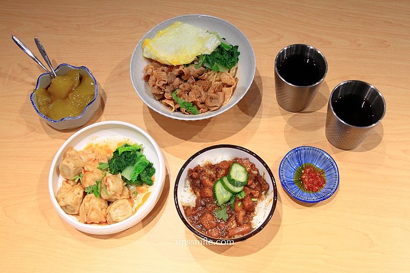 小初店,台中米其林美食推薦台中滷肉飯、牛肉麵、炸排骨、黑糖粉粿,台中南屯區美食 小初店,台中米其林美食推薦台中滷肉飯、牛肉麵、炸排骨、黑糖粉粿,台中南屯區美食