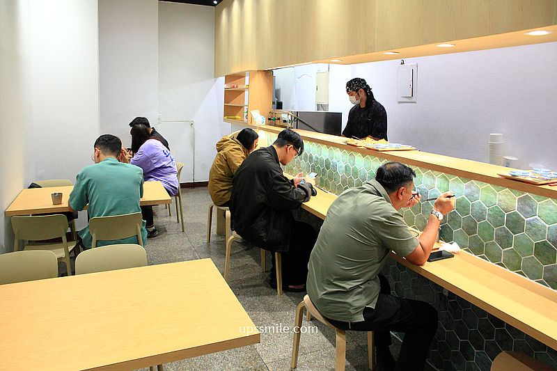 小初店,台中米其林美食推薦台中滷肉飯、牛肉麵、炸排骨、黑糖粉粿,台中南屯區美食 小初店,台中米其林美食推薦台中滷肉飯、牛肉麵、炸排骨、黑糖粉粿,台中南屯區美食