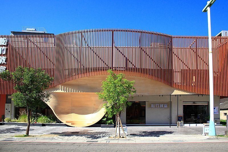 THE OAK LAB 81+ 咖啡輕食,台中露營風格咖啡廳,神等級好吃起司燻雞貝果,複合式展覽選物店建案中心,台中北屯咖啡廳 THE OAK LAB 81+ 咖啡輕食,台中露營風格咖啡廳,神等級好吃起司燻雞貝果,複合式展覽選物店建案中心,台中北屯咖啡廳