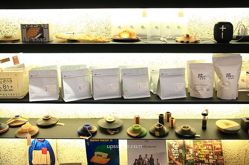 THE OAK LAB 81+ 咖啡輕食,台中露營風格咖啡廳,神等級好吃起司燻雞貝果,複合式展覽選物店建案中心,台中北屯咖啡廳 THE OAK LAB 81+ 咖啡輕食,台中露營風格咖啡廳,神等級好吃起司燻雞貝果,複合式展覽選物店建案中心,台中北屯咖啡廳