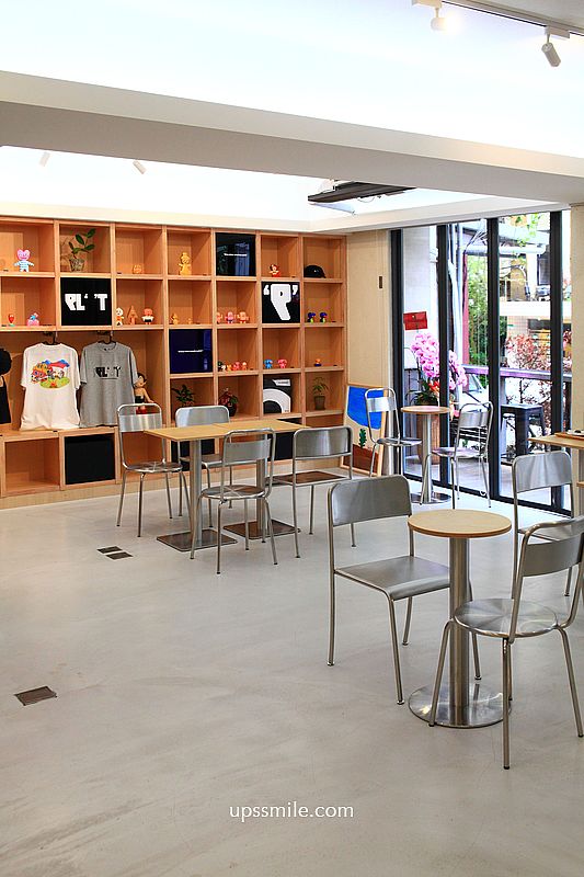 PLOT咖啡，捷運忠孝復興站咖啡廳，結合精品咖啡與自然酒，複合式藝文空間，台北東區咖啡廳，必點濕潤抹茶巴斯克蛋糕