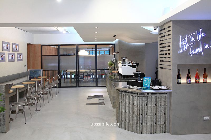 PLOT咖啡,捷運忠孝復興站咖啡廳,結合精品咖啡與自然酒,複合式藝文空間,台北東區咖啡廳,必點濕潤抹茶巴斯克蛋糕 PLOT咖啡,捷運忠孝復興站咖啡廳,結合精品咖啡與自然酒,複合式藝文空間,台北東區咖啡廳,必點濕潤抹茶巴斯克蛋糕