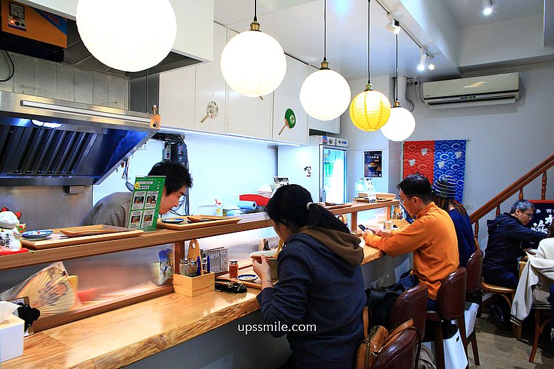 Rashiku和風麵家，中和四號公園拉麵，台日夫妻開的拌麵拉麵專賣店，捷運永安市場站拉麵推薦