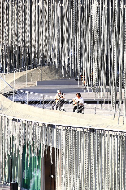 【大阪景點】2025大阪世博全攻略，登陸人工島「夢洲」，大屋根世界最大木造建築、17公尺高鋼彈降臨，8大主題場館必逛展館設計