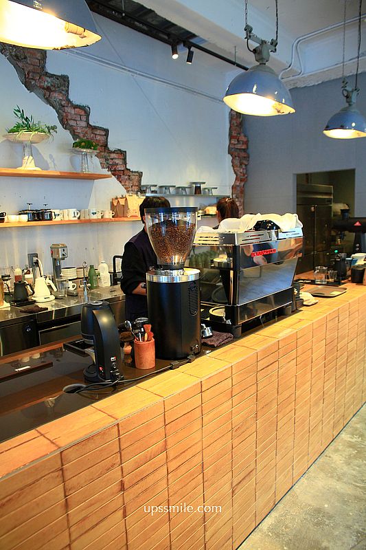 TWATUTIAN Coffee & Co.，台北建國北路複合式選物老宅咖啡廳，台北自家烘焙咖啡廳，捷運松江南京站不限時咖啡廳