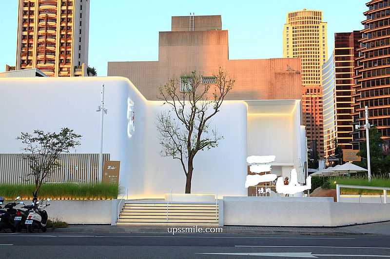 三山燒肉朝富店，輕井澤燒肉品牌，台中燒肉推薦，絕美純白建築燒肉約會聚會餐廳