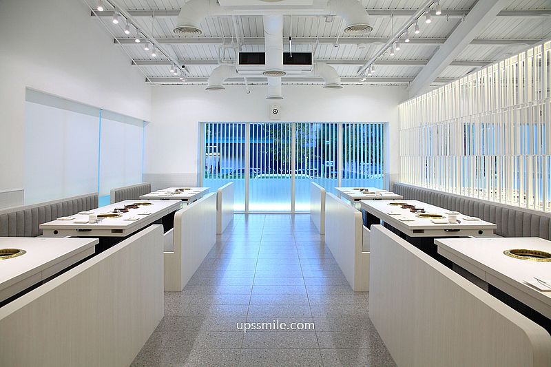 三山燒肉朝富店，輕井澤燒肉品牌，台中燒肉推薦，絕美純白建築燒肉約會聚會餐廳