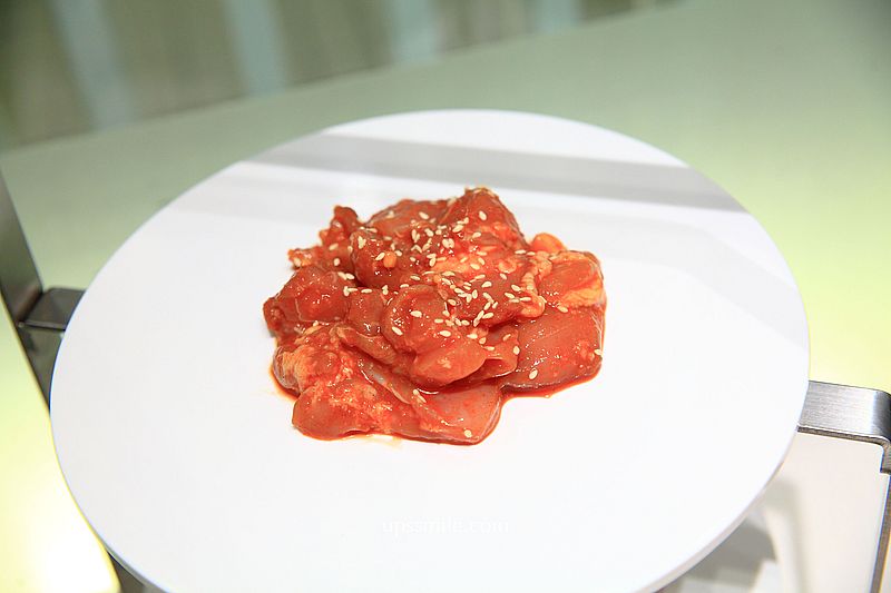 三山燒肉朝富店，輕井澤燒肉品牌，台中燒肉推薦，絕美純白建築燒肉約會聚會餐廳