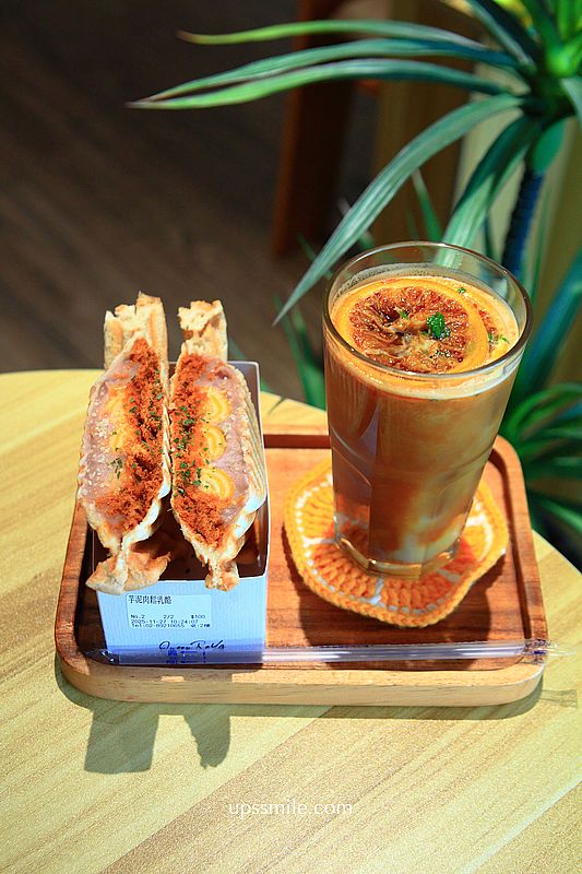 QueenReYa cafe 皇后熱壓吐司咖啡,永和樂華夜市早午餐咖啡廳,滿屋奈良美智,捷運頂溪站咖啡廳 QueenReYa cafe 皇后熱壓吐司咖啡,永和樂華夜市早午餐咖啡廳,滿屋奈良美智,捷運頂溪站咖啡廳