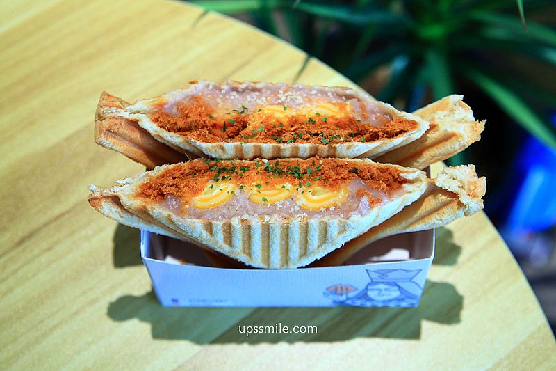 QueenReYa cafe 皇后熱壓吐司咖啡,永和樂華夜市早午餐咖啡廳,滿屋奈良美智,捷運頂溪站咖啡廳 QueenReYa cafe 皇后熱壓吐司咖啡,永和樂華夜市早午餐咖啡廳,滿屋奈良美智,捷運頂溪站咖啡廳