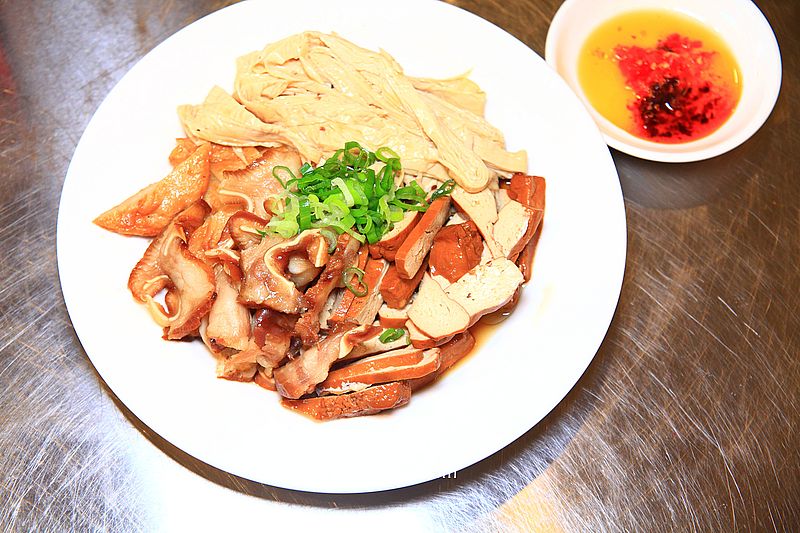 【台北捷運忠孝復興站】大舅媽鍋貼,隱藏正義國宅裡水餃鍋貼店,台北鍋貼排名 【台北捷運忠孝復興站】大舅媽鍋貼,隱藏正義國宅裡水餃鍋貼店,台北鍋貼排名