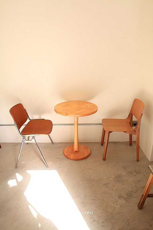 BrewBrew咖啡,捷運中山站新開幕純白木質調咖啡廳,偽出國東京咖啡廳小店,台北肉桂捲推薦 BrewBrew咖啡,捷運中山站新開幕純白木質調咖啡廳,偽出國東京咖啡廳小店,台北肉桂捲推薦