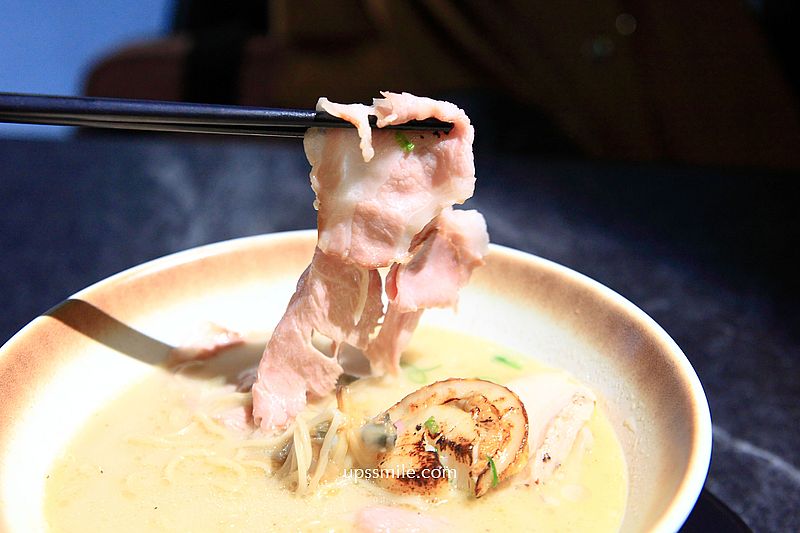 麒麟創作拉麵坊,捷運中山站拉麵專賣店,只要微笑就免費加麵拉麵店 麒麟創作拉麵坊,捷運中山站拉麵專賣店,只要微笑就免費加麵拉麵店