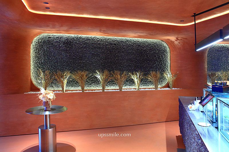 CREM奶油甜點專門店,珊瑚橘色台北甜點專賣店,被火鍋店耽誤的甜點 CREM奶油甜點專門店,珊瑚橘色台北甜點專賣店,被火鍋店耽誤的甜點