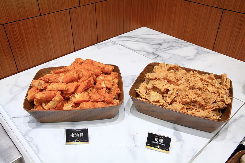 嗑肉石鍋永和民權店二代店，中永和火鍋自助吧吃到飽，必點浮誇肉瀑布，永和宵夜