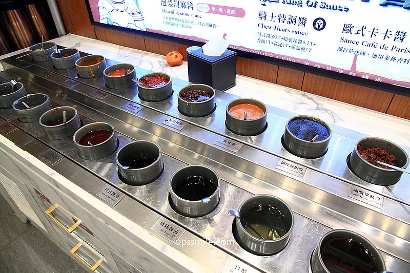 嗑肉石鍋永和民權店二代店，中永和火鍋自助吧吃到飽，必點浮誇肉瀑布，永和宵夜