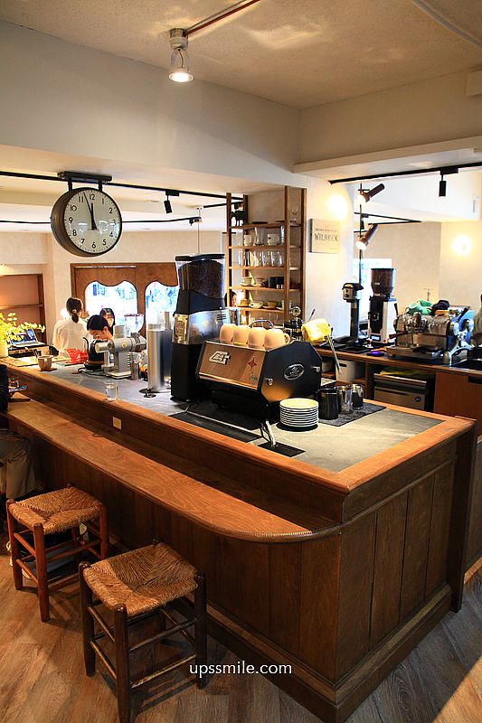 貝克宅南京店，2025搬家新店址，捷運南京復興站磚紅色咖啡廳，台北甜點戚風蛋糕推薦