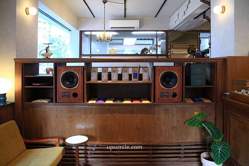 貝克宅南京店,2025搬家新店址,捷運南京復興站磚紅色咖啡廳,台北甜點戚風蛋糕推薦 貝克宅南京店,2025搬家新店址,捷運南京復興站磚紅色咖啡廳,台北甜點戚風蛋糕推薦