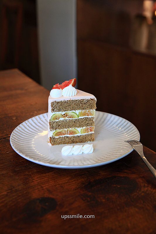 貝克宅南京店,2025搬家新店址,捷運南京復興站磚紅色咖啡廳,台北甜點戚風蛋糕推薦 貝克宅南京店,2025搬家新店址,捷運南京復興站磚紅色咖啡廳,台北甜點戚風蛋糕推薦