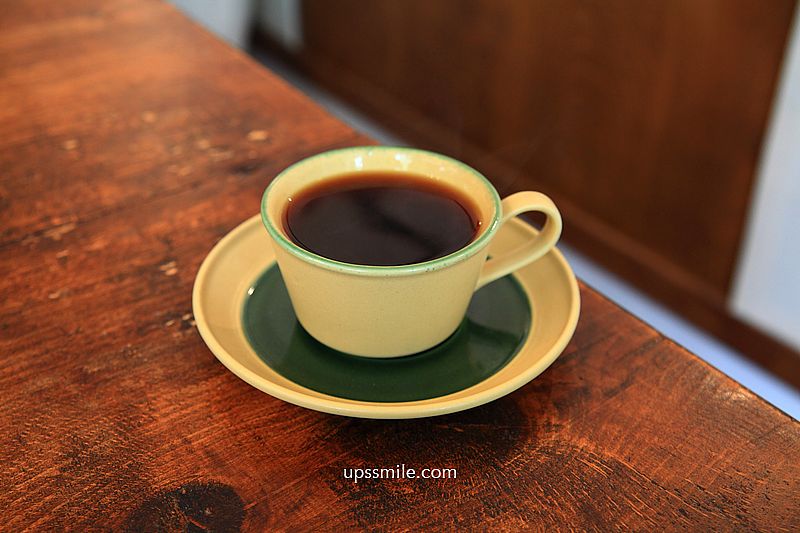 貝克宅南京店,2025搬家新店址,捷運南京復興站磚紅色咖啡廳,台北甜點戚風蛋糕推薦 貝克宅南京店,2025搬家新店址,捷運南京復興站磚紅色咖啡廳,台北甜點戚風蛋糕推薦