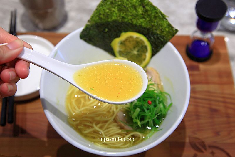 柑橘Shinn-小柑橘Migan Raman新北新莊店，新莊拉麵推薦，柑橘融入湯頭獨特拉麵