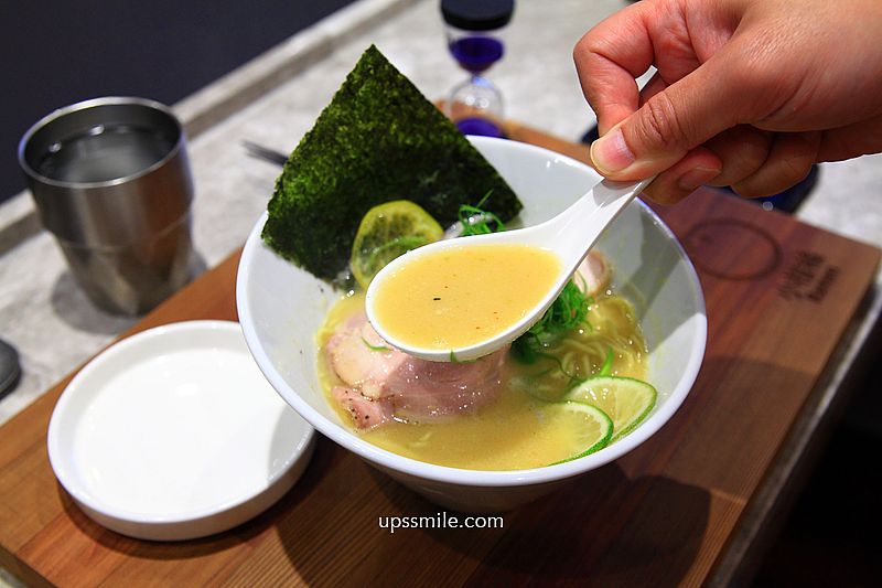 柑橘Shinn-小柑橘Migan Raman新北新莊店，新莊拉麵推薦，柑橘融入湯頭獨特拉麵