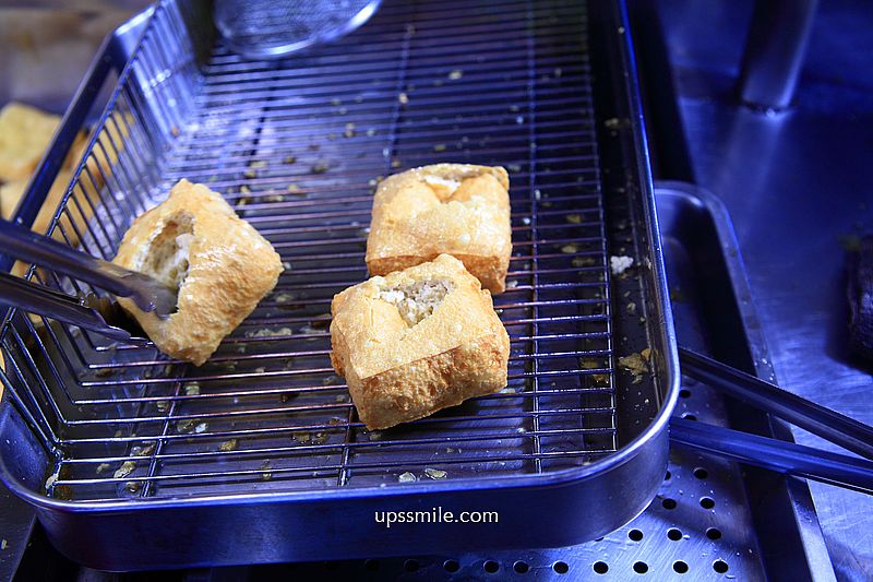 方家園臭豆腐，樂華夜市美食，永和在地人推薦現炸酥脆內軟嫩臭豆腐