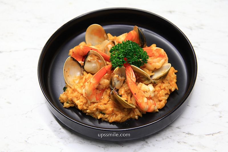 【台北美食】樂野食，西門町超人氣早午餐義大利麵，必吃創意麻糬鬆餅