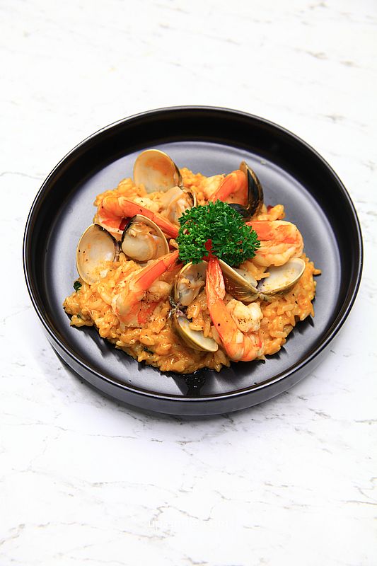 【台北美食】樂野食，西門町超人氣早午餐義大利麵，必吃創意麻糬鬆餅