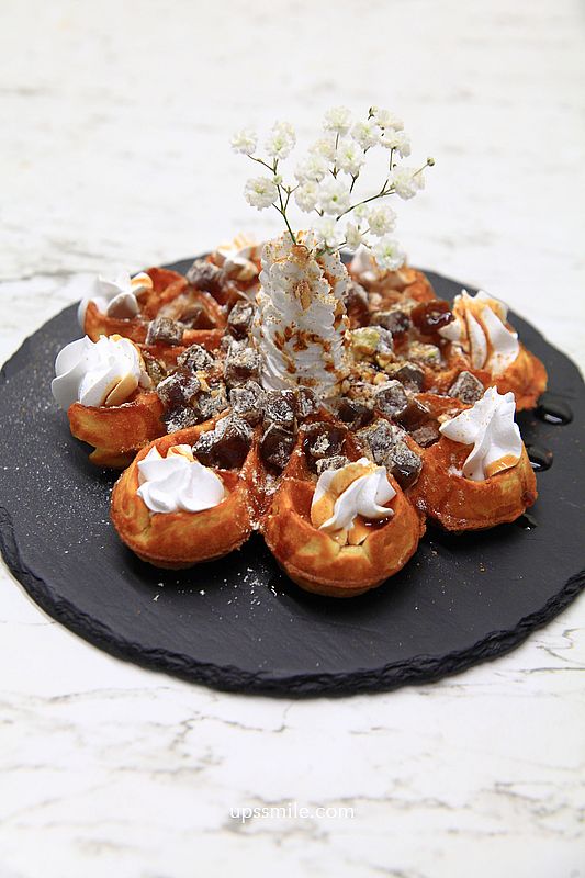 【台北美食】樂野食，西門町超人氣早午餐義大利麵，必吃創意麻糬鬆餅