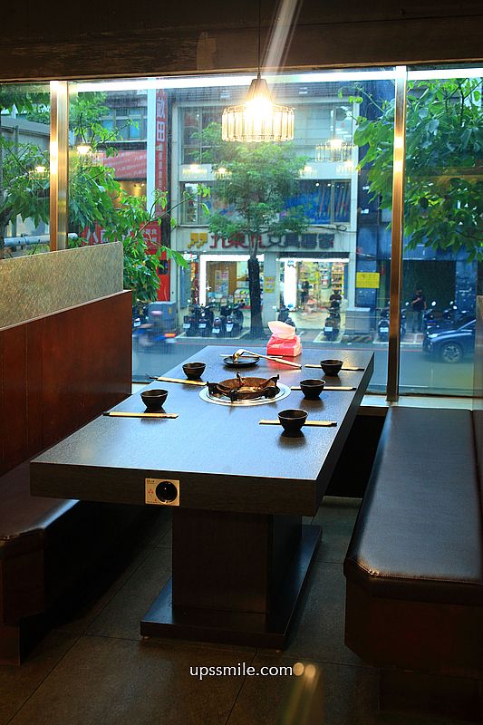 麒麟閣沙茶火鍋，永和道地50年老字號火鍋，被火鍋耽誤的炸雞店