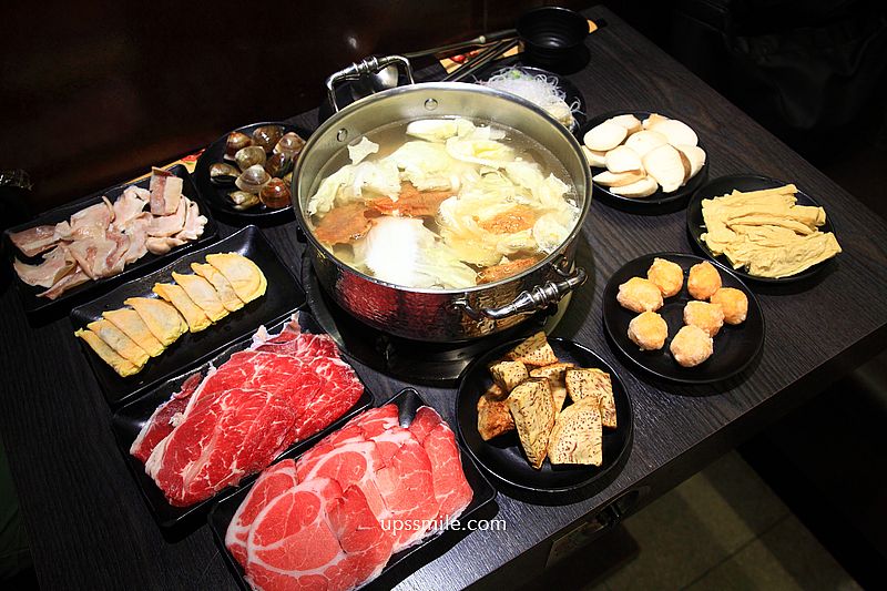 麒麟閣沙茶火鍋，永和道地50年老字號火鍋，被火鍋耽誤的炸雞店