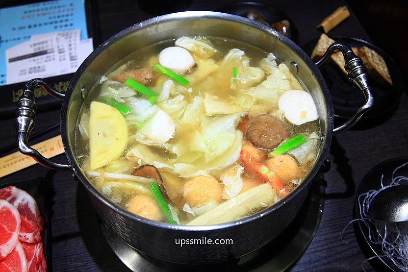 麒麟閣沙茶火鍋，永和道地50年老字號火鍋，被火鍋耽誤的炸雞店