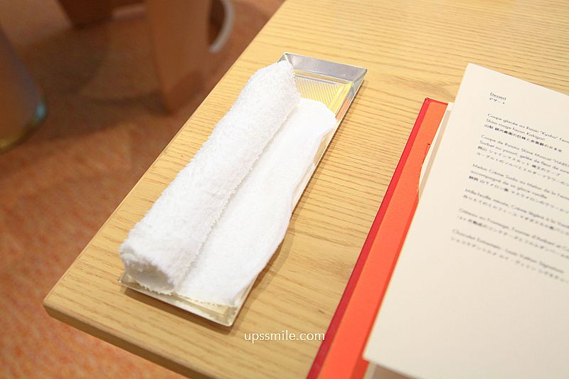 LV大阪御堂筋旗艦店 Le Café V全球首家咖啡廳，化身絕美白色船帆，青木淳操刀設計大阪咖啡廳