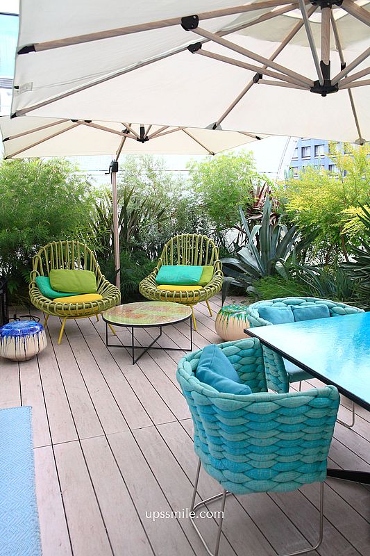 LV大阪御堂筋旗艦店 Le Café V全球首家咖啡廳，化身絕美白色船帆，青木淳操刀設計大阪咖啡廳